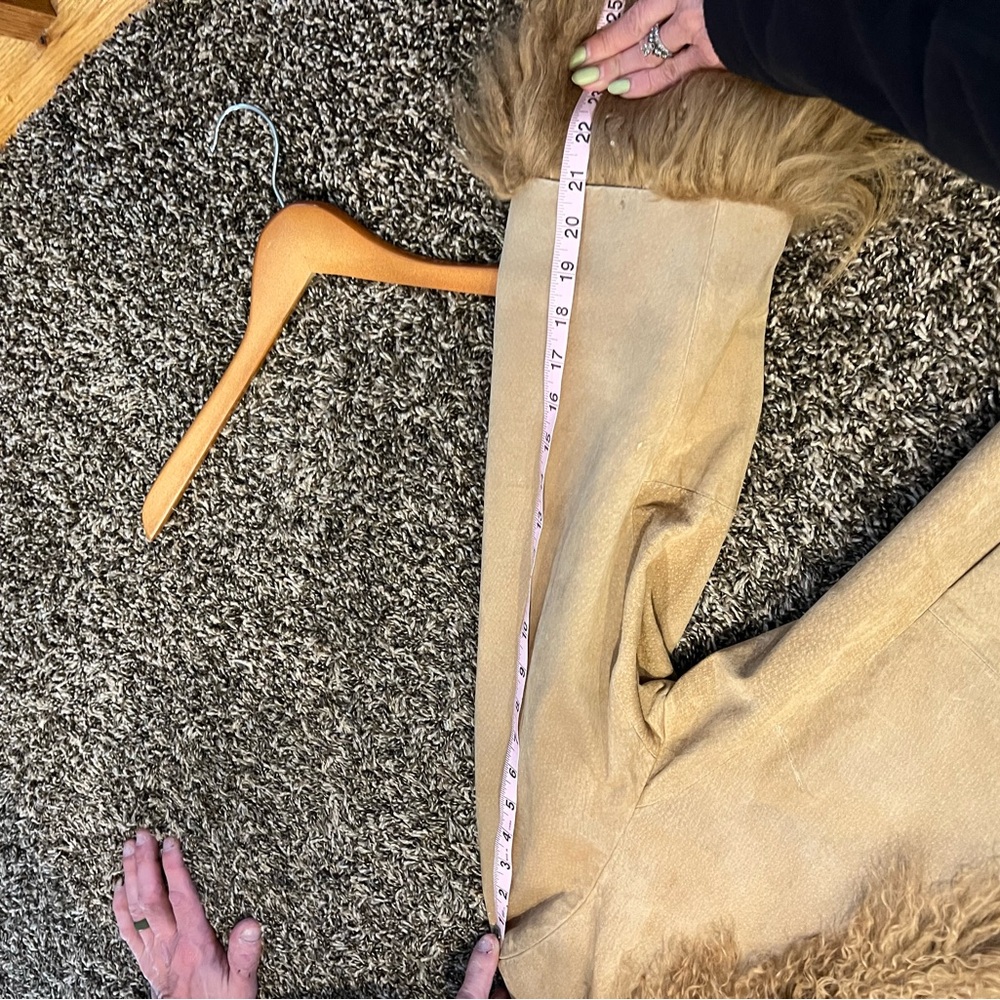 Venezia Tan suede Jacket - Picture 7 of 8